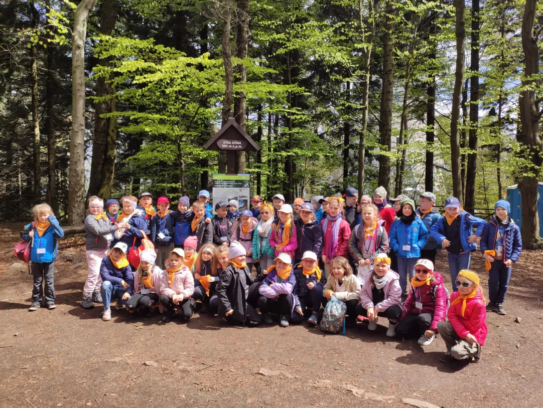 Wycieczka w Góry Świętokrzyskie klasy 2a i 2b SSP