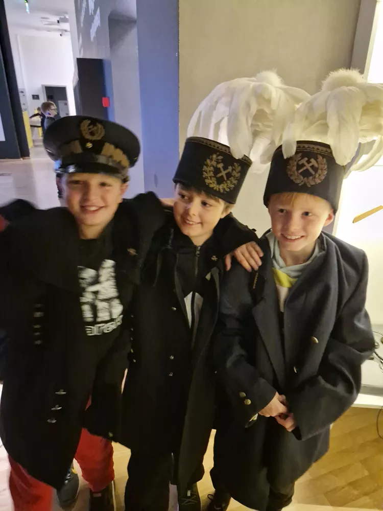 Uczniowie klasy 3C i 3D podczas wycieczki