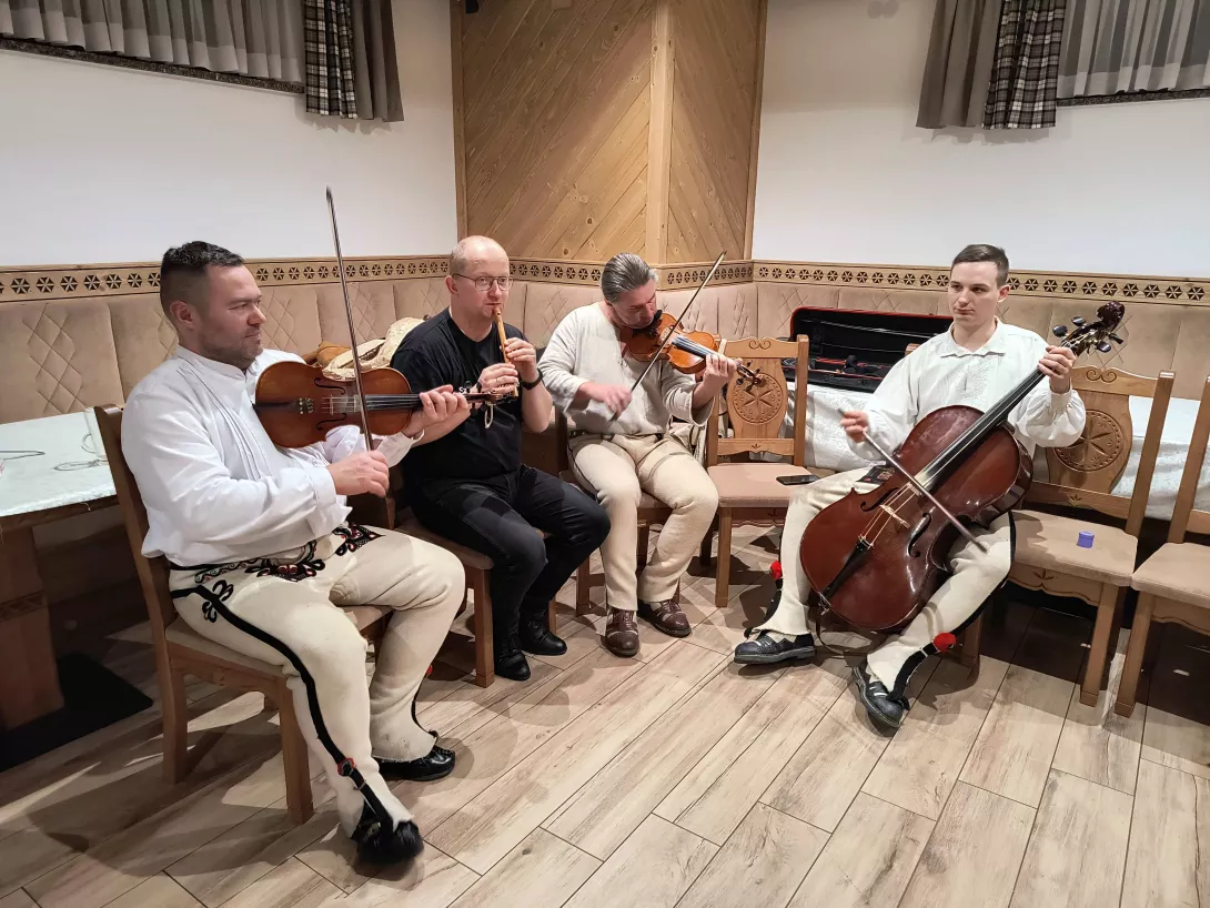 Zimowisko 2025, wieczór z kapelą góralską