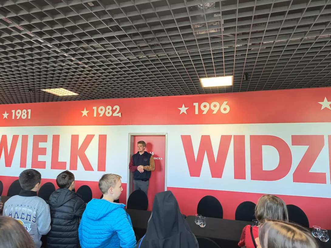 Stadion Widzewa od środka, oprowadza Krzysztof Zimoch