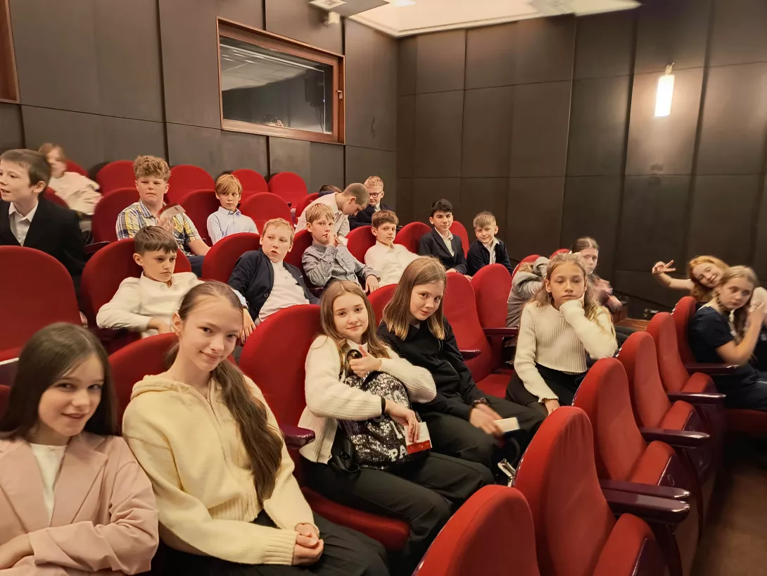 W Teatrze Wielkim w Łodzi, klasa 5c