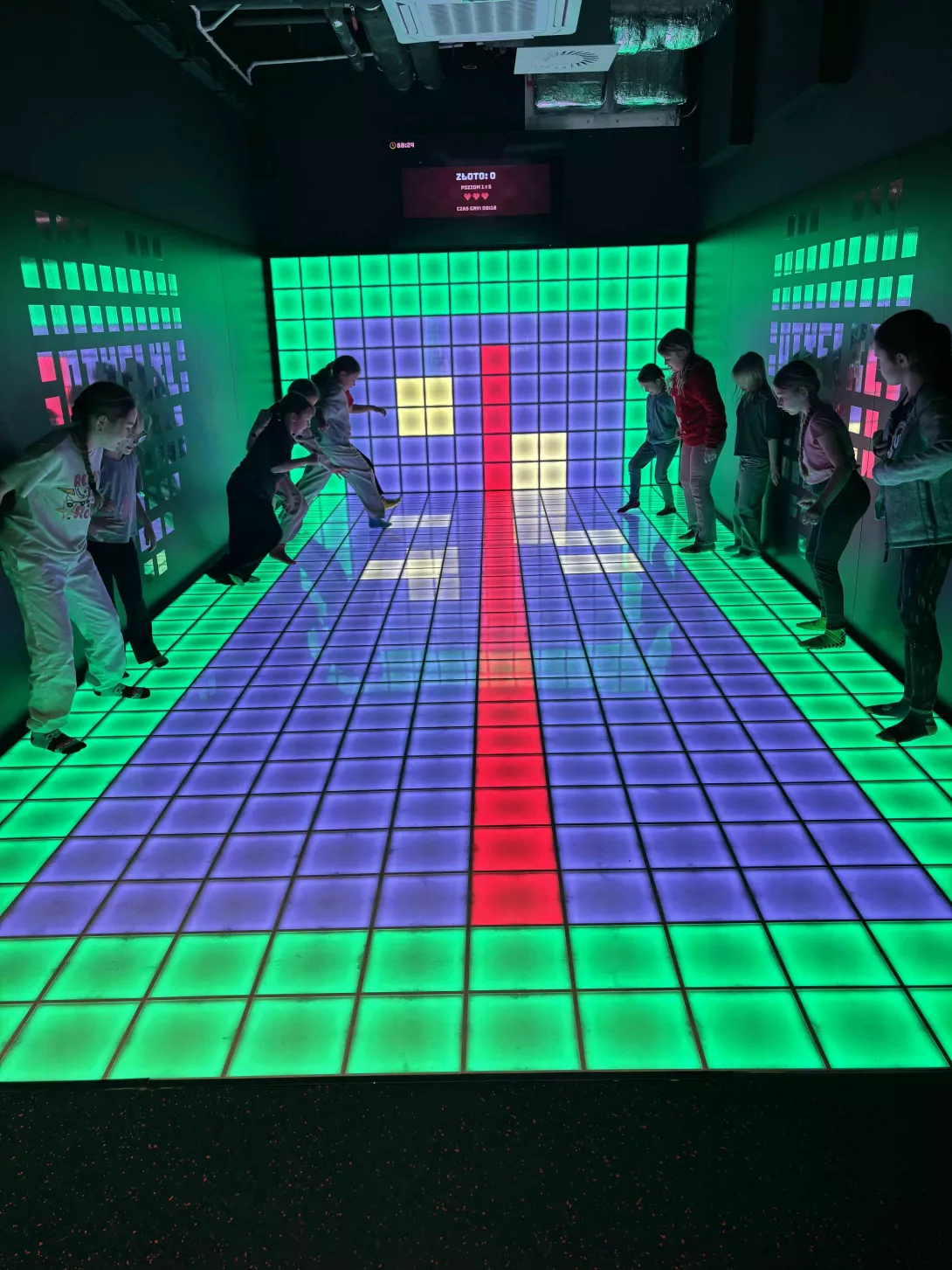 Maty taneczne w PIXEL XL