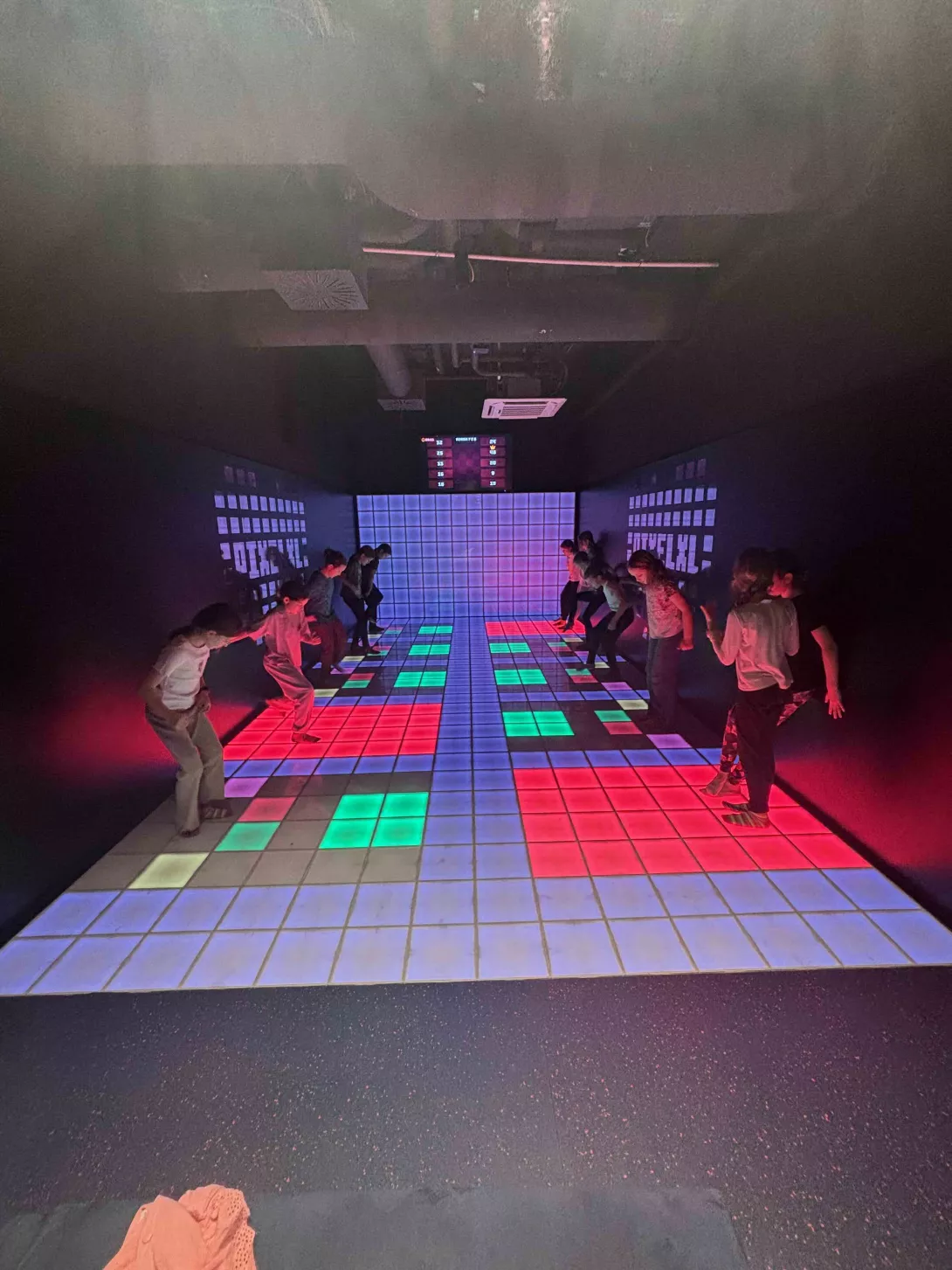 Maty taneczne w PIXEL XL