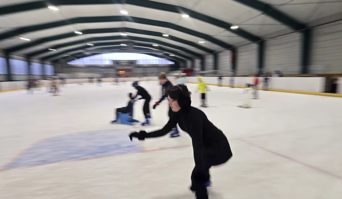 Wyjście na ślizgawkę klas piątych, foto. Jakub Fałek