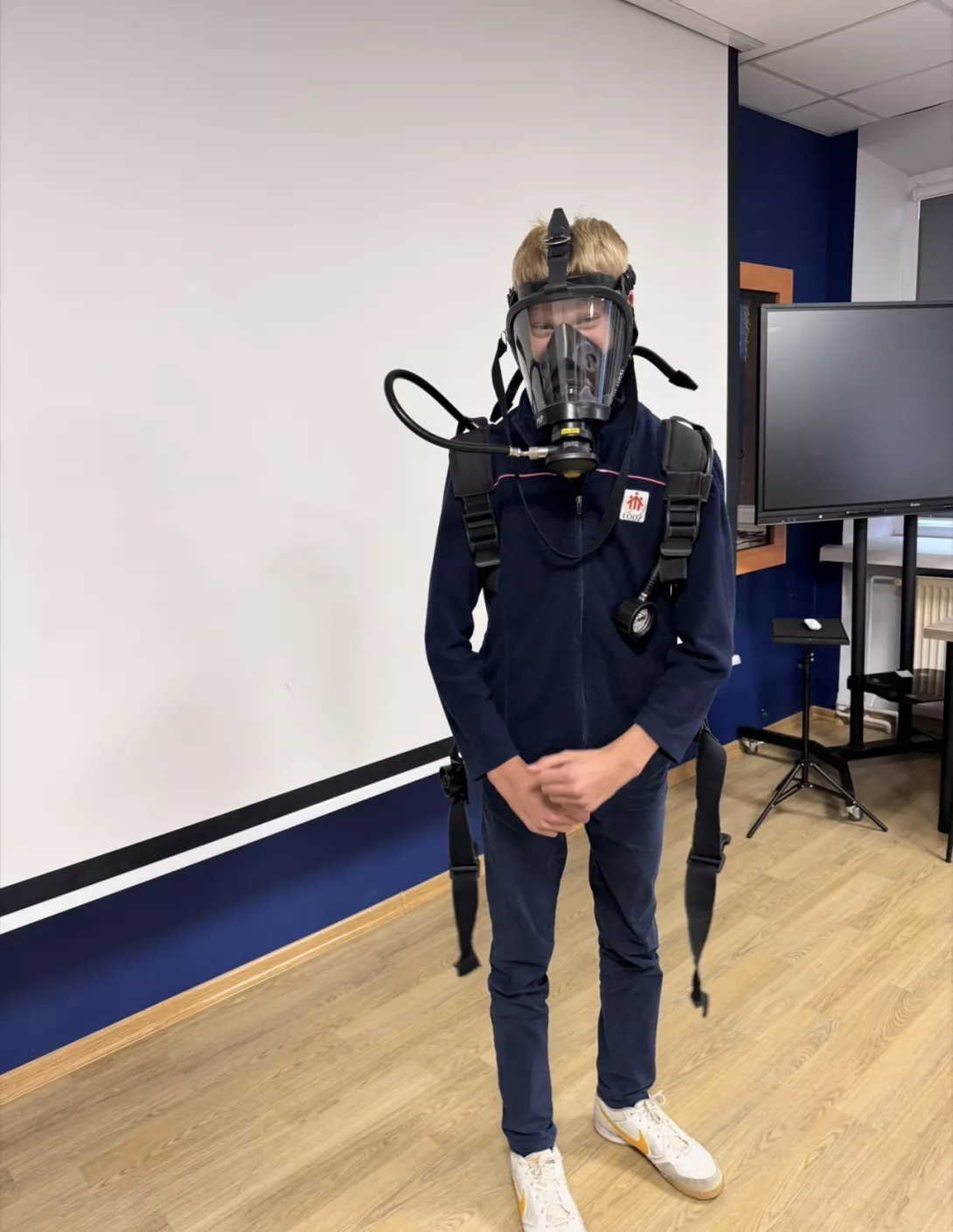 Przymierzanie strażackiego sprzętu ochronnego