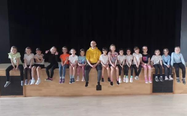 klasa 2c po zajęciach sportowych