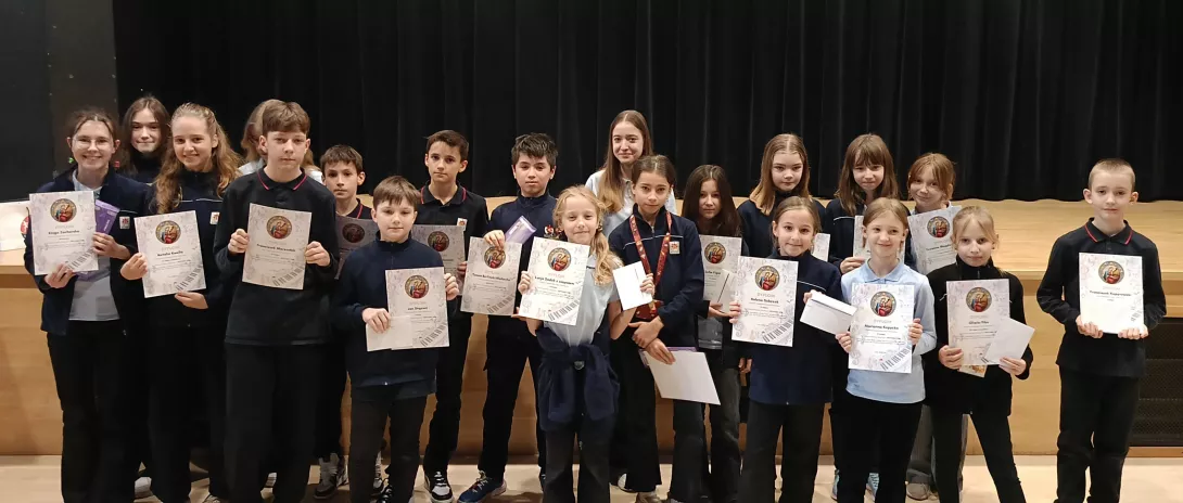 Ogłoszenie wyników Cecyliady dla klas 4-8 2025 w szkolnej auli