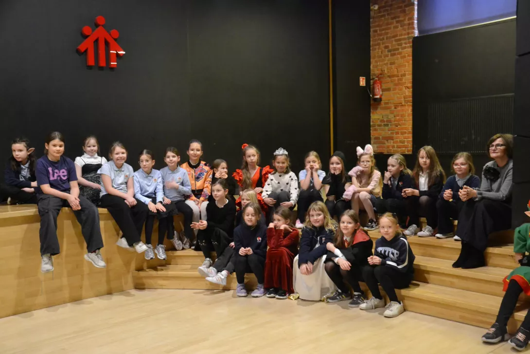 Królowe balu, czyli klasa 3a.