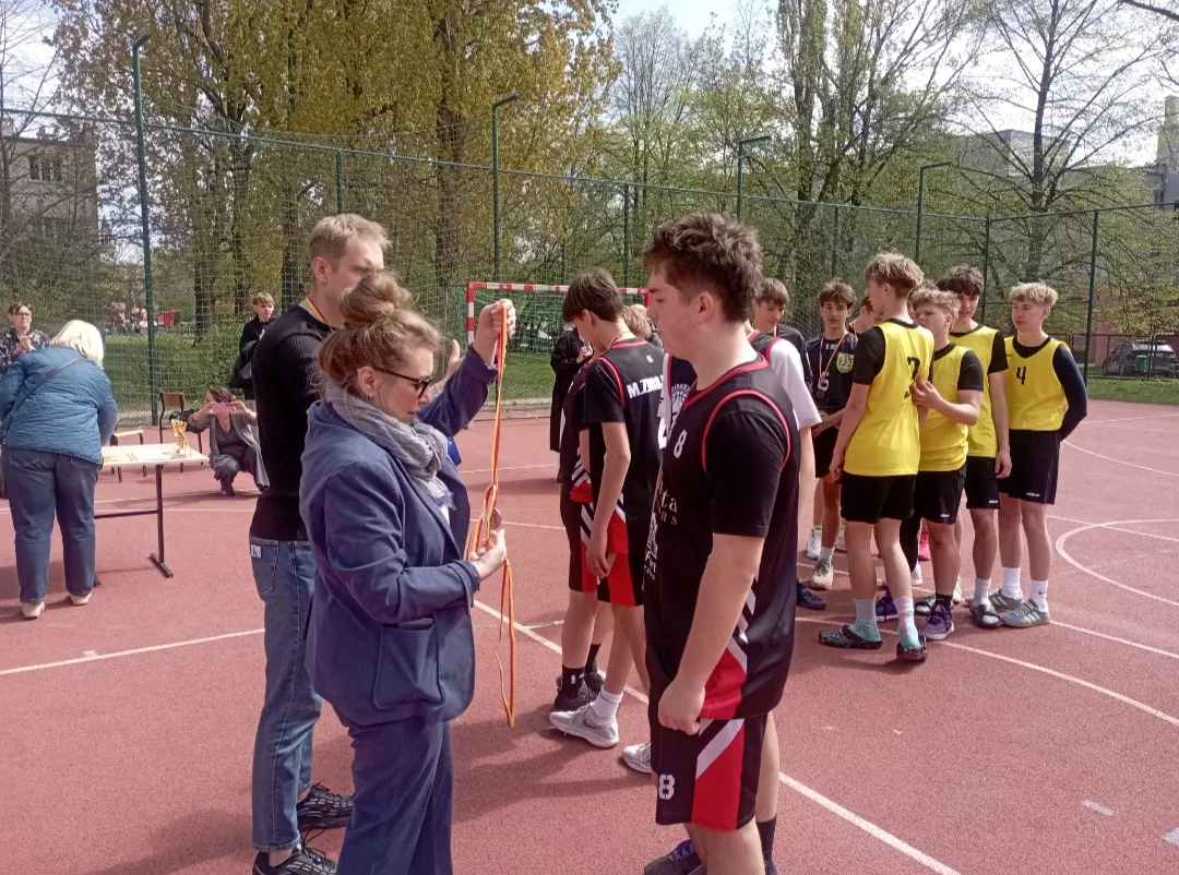 Wicemistrzowie Igrzysk Młodzieży Szkolnej w koszykówce 3x3