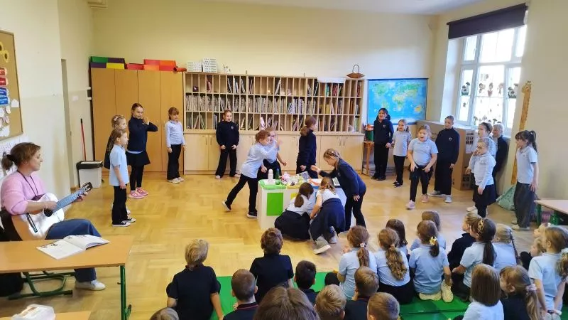 Przedstawienie dla pierwszaków