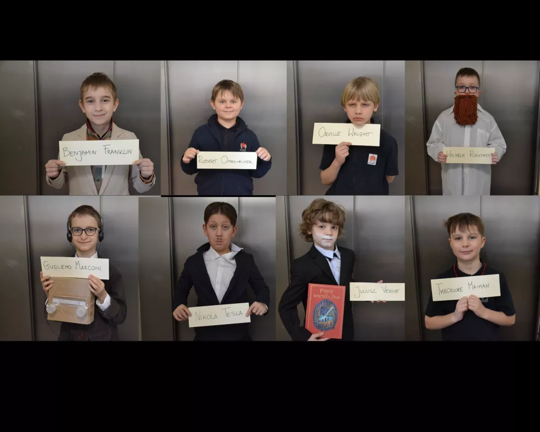 Zdjęcie grupowe uczniów klasy 3b przebranych za wielkich wynalazców. 