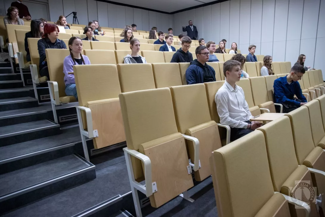 Część pisemna 30. Ogólnopolskiego Konkursu Wiedzy Biblijnej (fot. www.archidiecezja.lodz.pl)