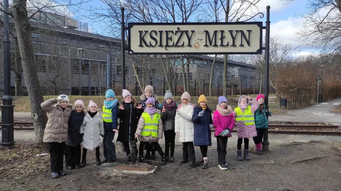 Klasa 2a podczas spaceru po Księżym Młynie 