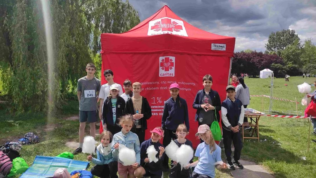 Wolontariusze SKC podczas pikniku w Parku Podolskim