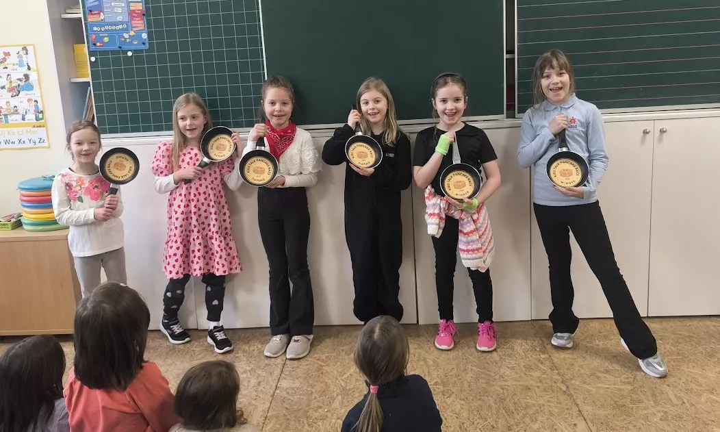 Gratulacje dla zdobywców 1, 2 i 3 miejsca w obydwu klasach.