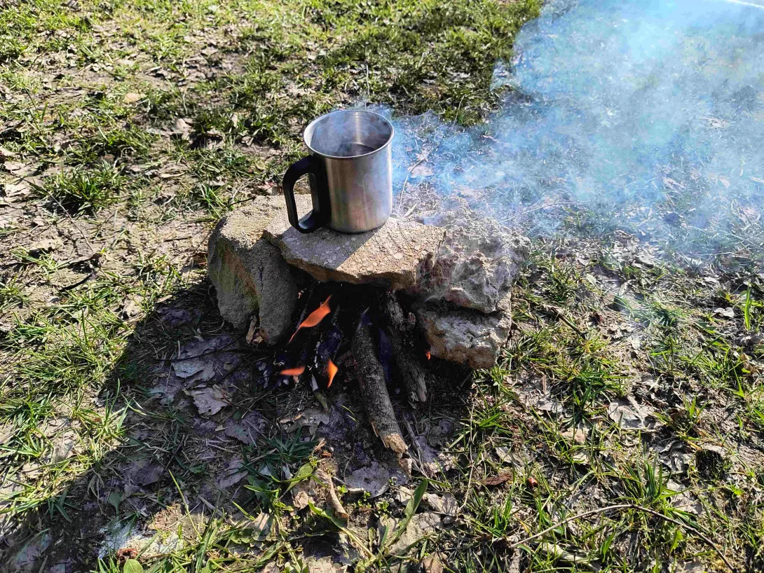 Biwak survivalowy w Gałkowie