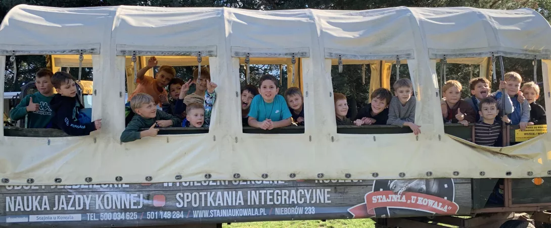 Chłopcy z 2d w trakcie zabawy