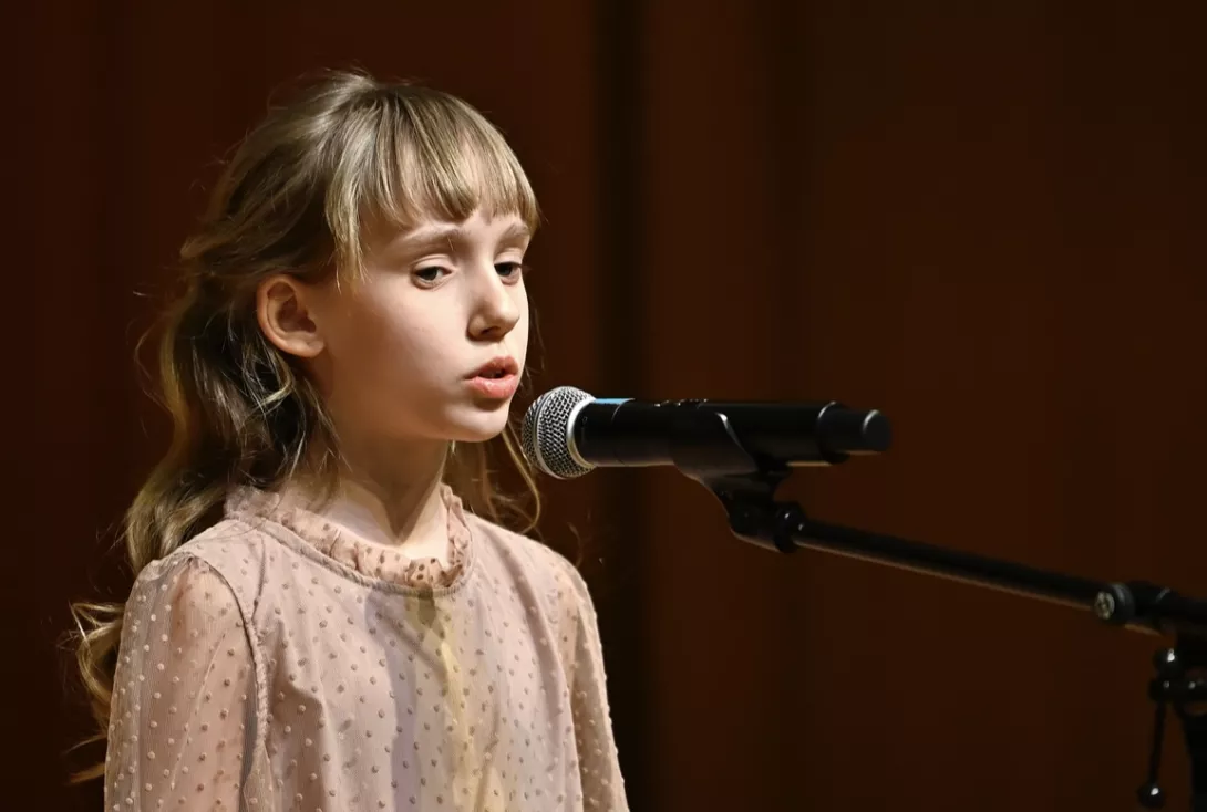 Zosia Olszak na Przeglądzie Piosenki o Łodzi 