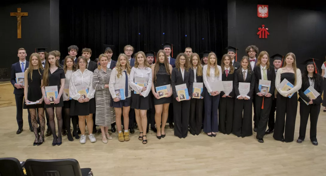 Maturzyści z klasy 4b. (fot. Antoni Szumielewicz)