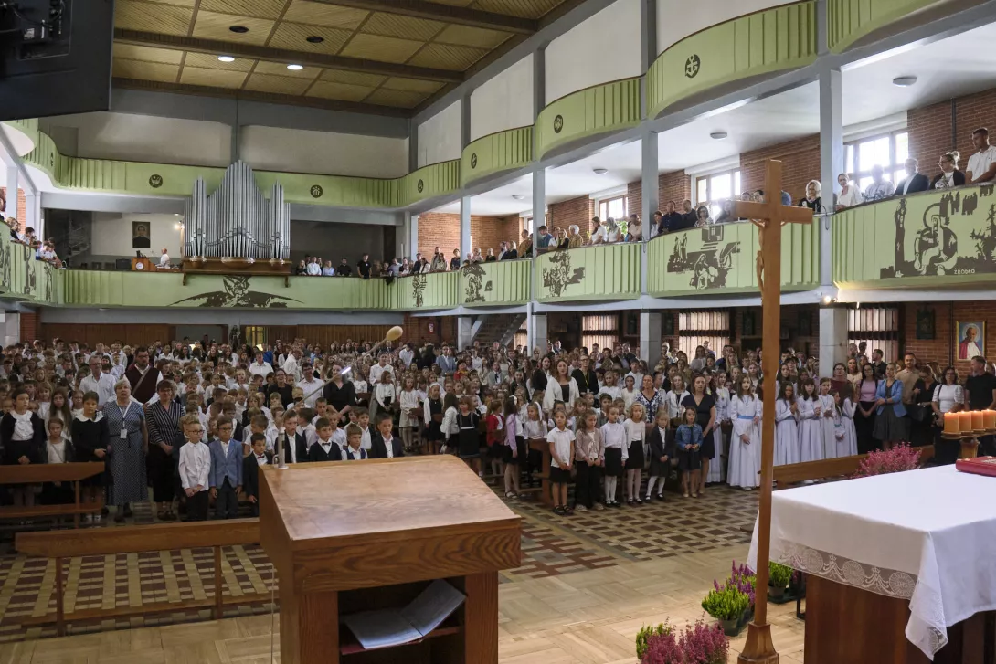Msza św. na rozpoczęcie roku szkolnego w SSP.