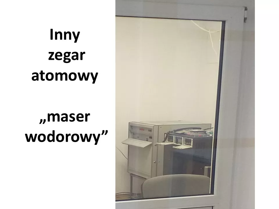 inny rodzaj zegara atomowego