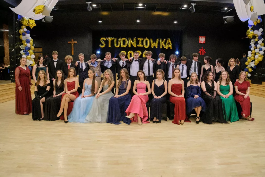 Maturzyści z klasy 4a. (fot. Antoni Szumielewicz)
