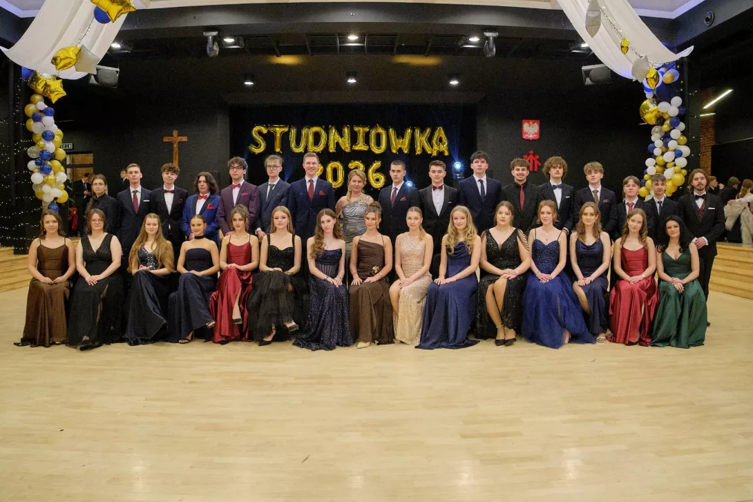 Maturzyści z klasy 4b. (fot. Antoni Szumielewicz)