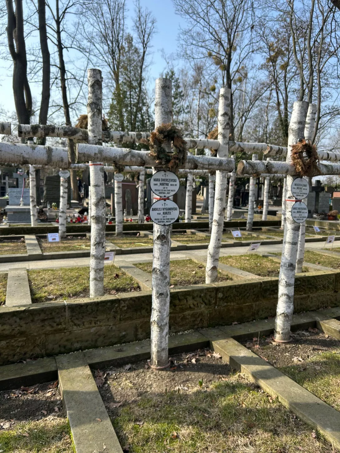 Na Cmentarzu Powiązki Wojskowe, 11.03.2026 (fot. Hanna Wabnic)