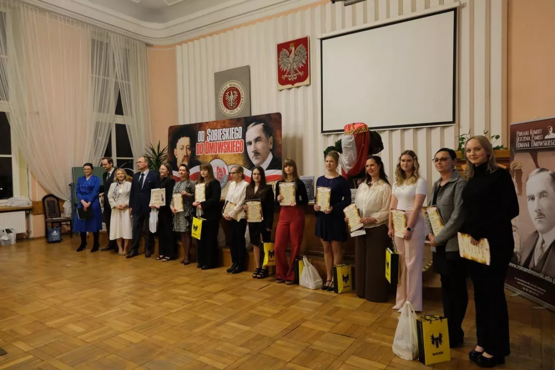 Wszyscy laureaci konkursu. (fot. podlasie24.pl)